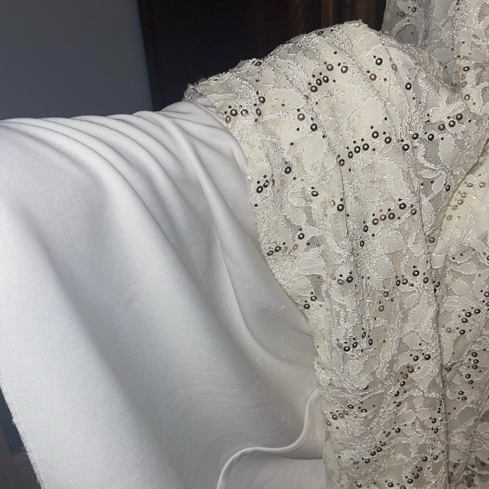 Windsor lace and sequin mermaid formal evening gown 9/10 - Picture 12 of 16